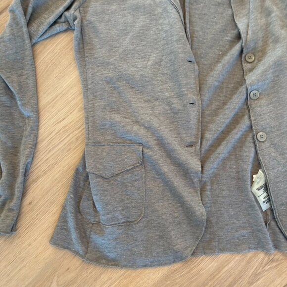 Majestic Paris for Neiman Marcus  Gray Linen Cardigan 4 - Picture 2 of 9